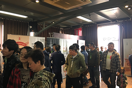 金秋十月迎来博多工贸奇异鸟第85届奶茶加盟峰会